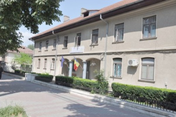 Administrator de societate, cercetat în libertate de poliţişti